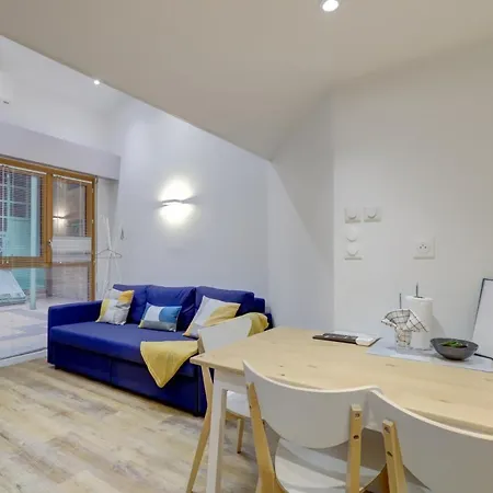 Apartment Cujas *